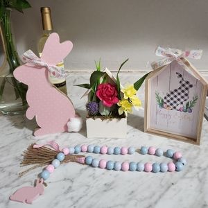 4 piece Easter decor set